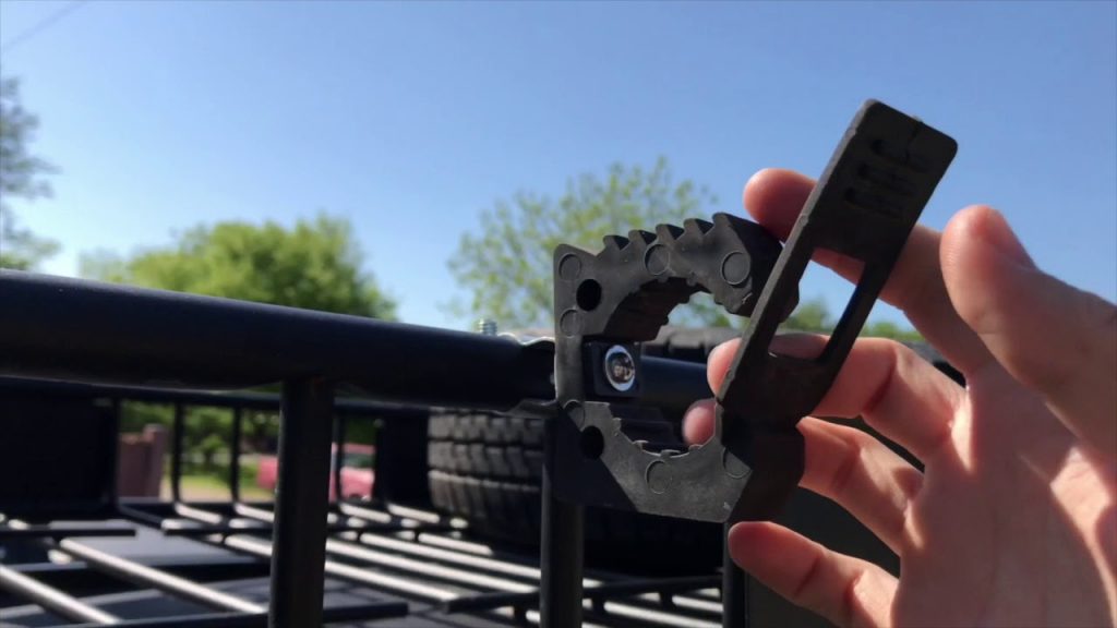 QUICK FIST GUN CLAMP Securely mounts weapon vertically or